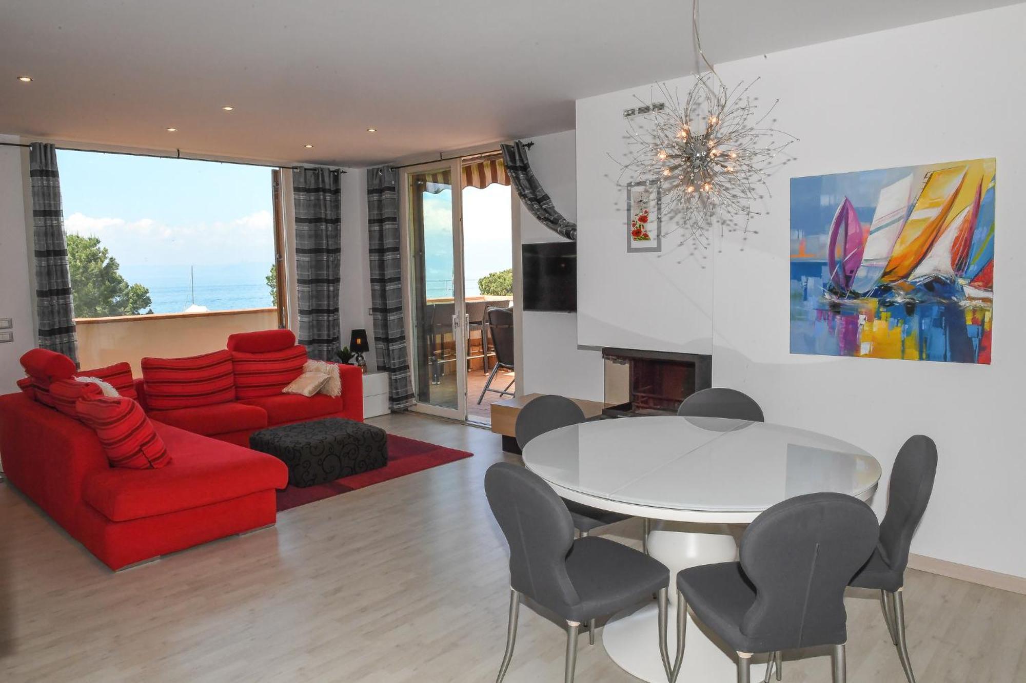 شقة Favola Bella The Panoramic Penthouse باردولينو المظهر الخارجي الصورة